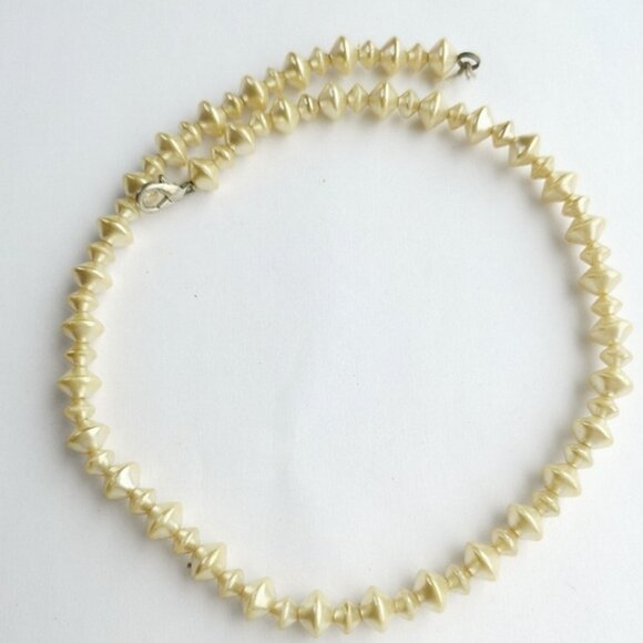 Vintage Czech 1950s faux pearl necklace - Picture 4 of 4